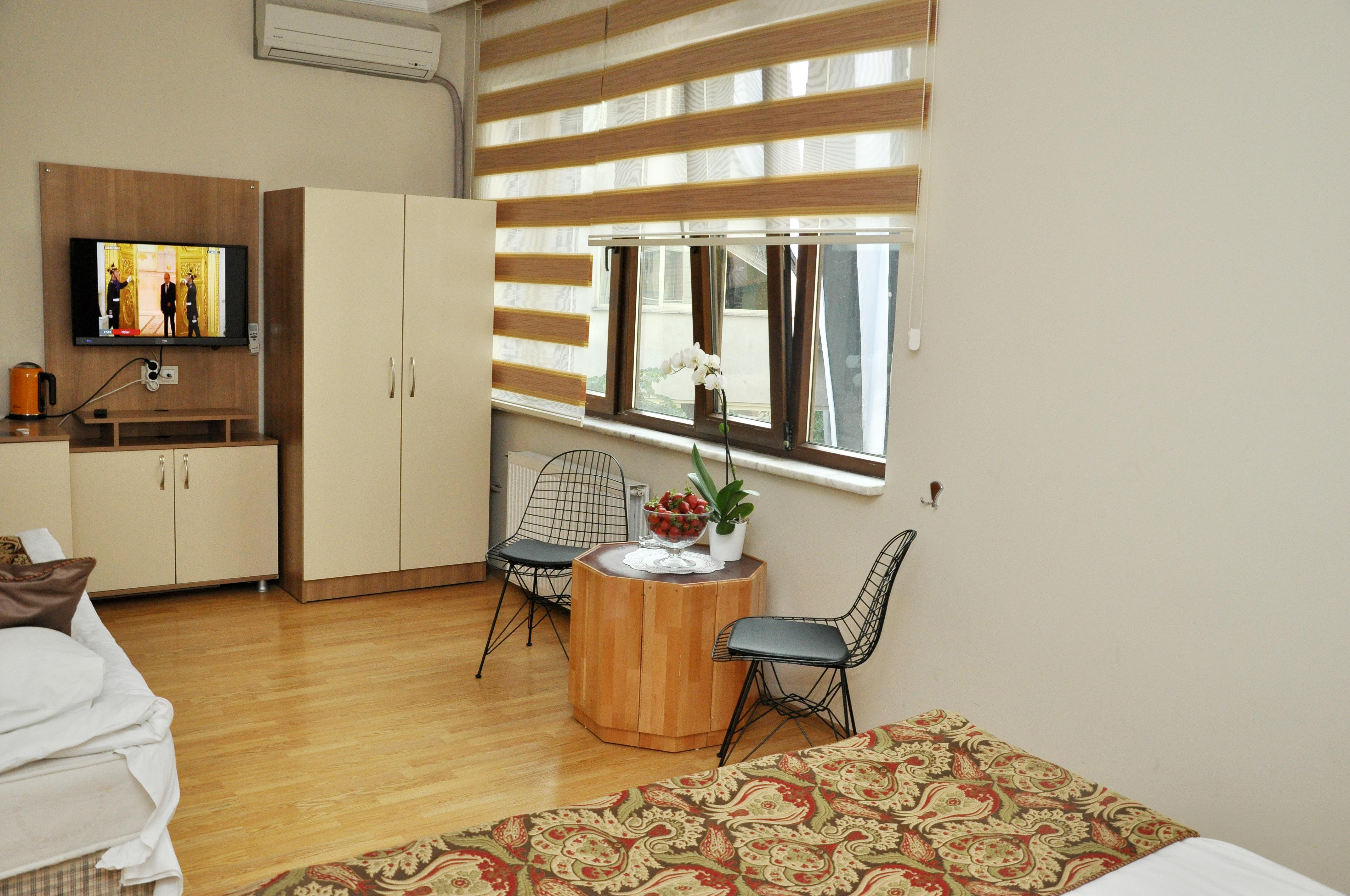 Arsima Hotel Istanboel Buitenkant foto